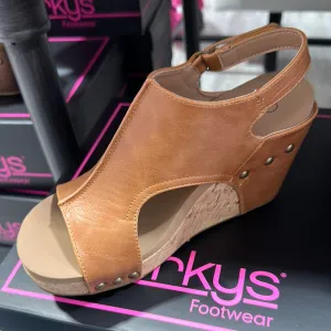 Tiffanee Wedges in Cognac